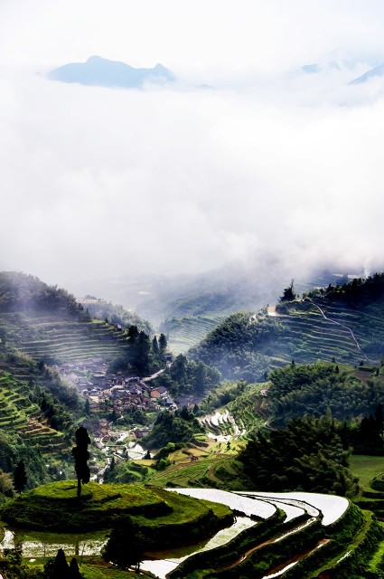 中(zhong)國(guo)20箇(ge)美豔絕倫的(de)景觀，你去過(guo)10箇(ge)就算旅遊達人(ren)啦